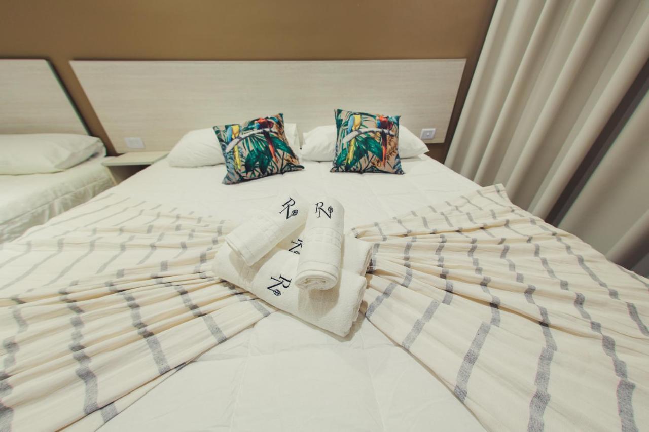Paraiso Natural Apart & Hotel Iguazu プエルト・イグアス エクステリア 写真