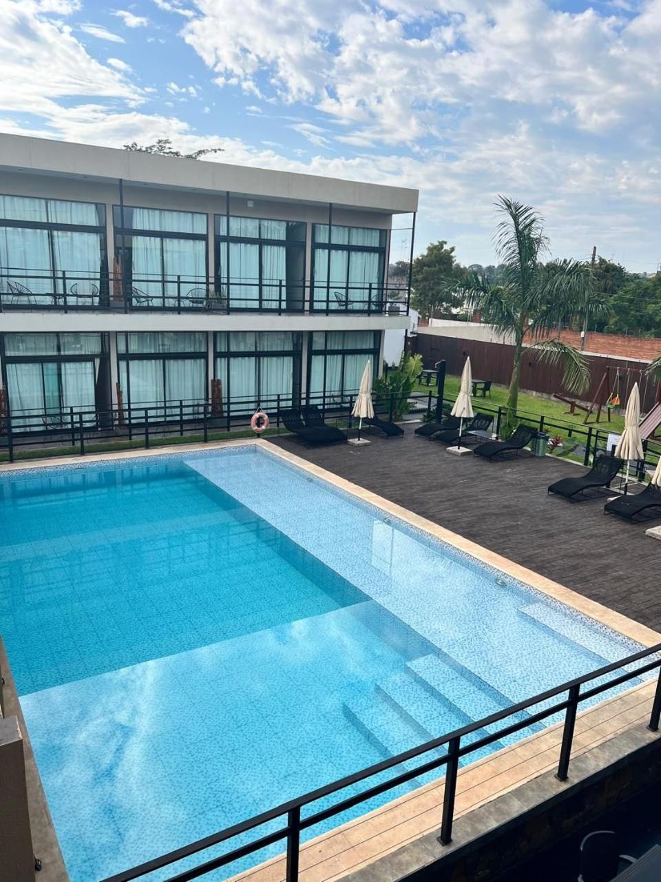 Paraiso Natural Apart & Hotel Iguazu プエルト・イグアス エクステリア 写真