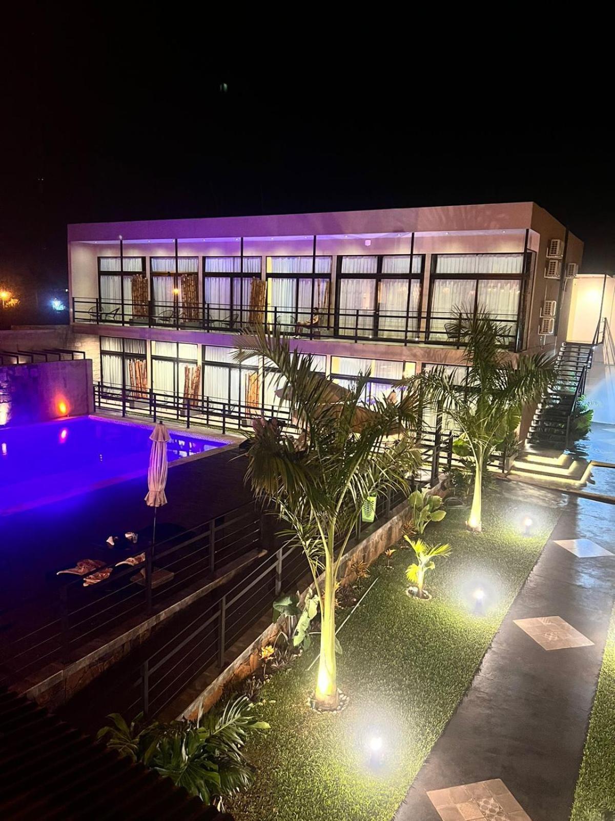 Paraiso Natural Apart & Hotel Iguazu プエルト・イグアス エクステリア 写真