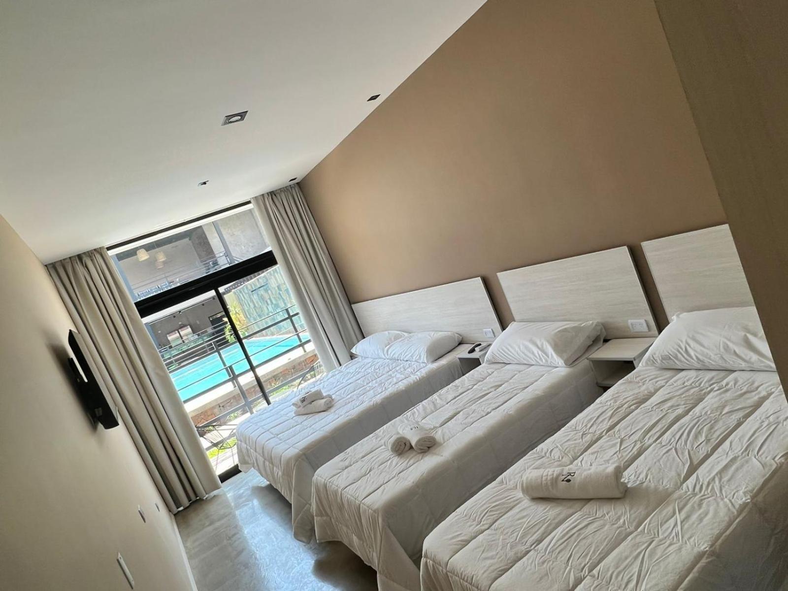 Paraiso Natural Apart & Hotel Iguazu プエルト・イグアス エクステリア 写真